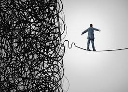 Chaos: wanneer alles wankelt, blijft God staan.